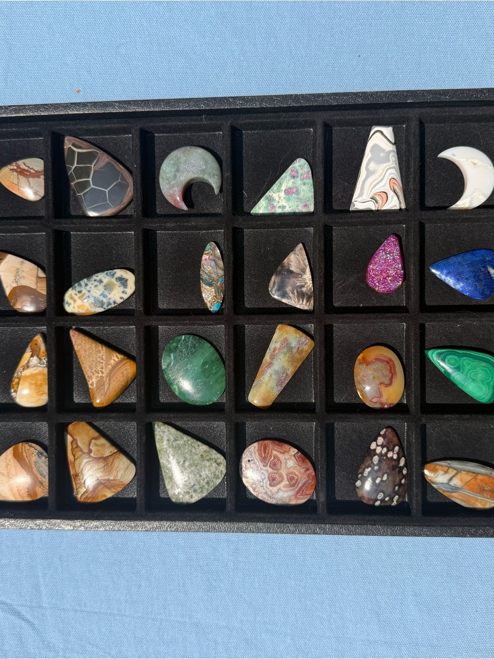 Cabochons. Assorted shapes  Gemstone Collection - Multicolor Agates and Jaspers - Picture 2 of 16